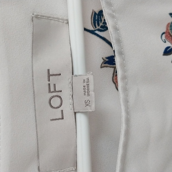 Top - Picture 2 of 4